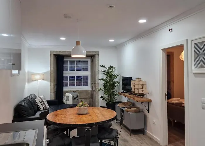 Merc Ribeira's View * بورتو