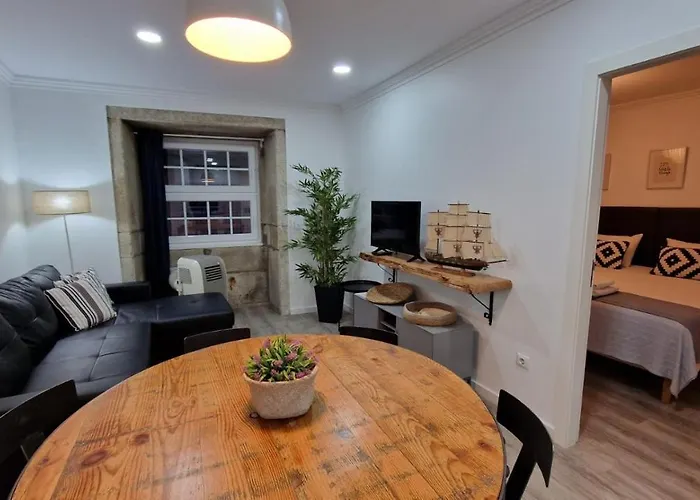 Merc Ribeira's View Daire